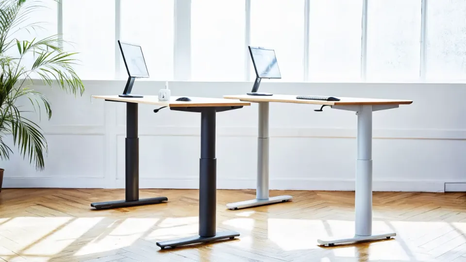 FlexiSpot E7 vs IKEA BEKANT: cuál elegir en 2026
